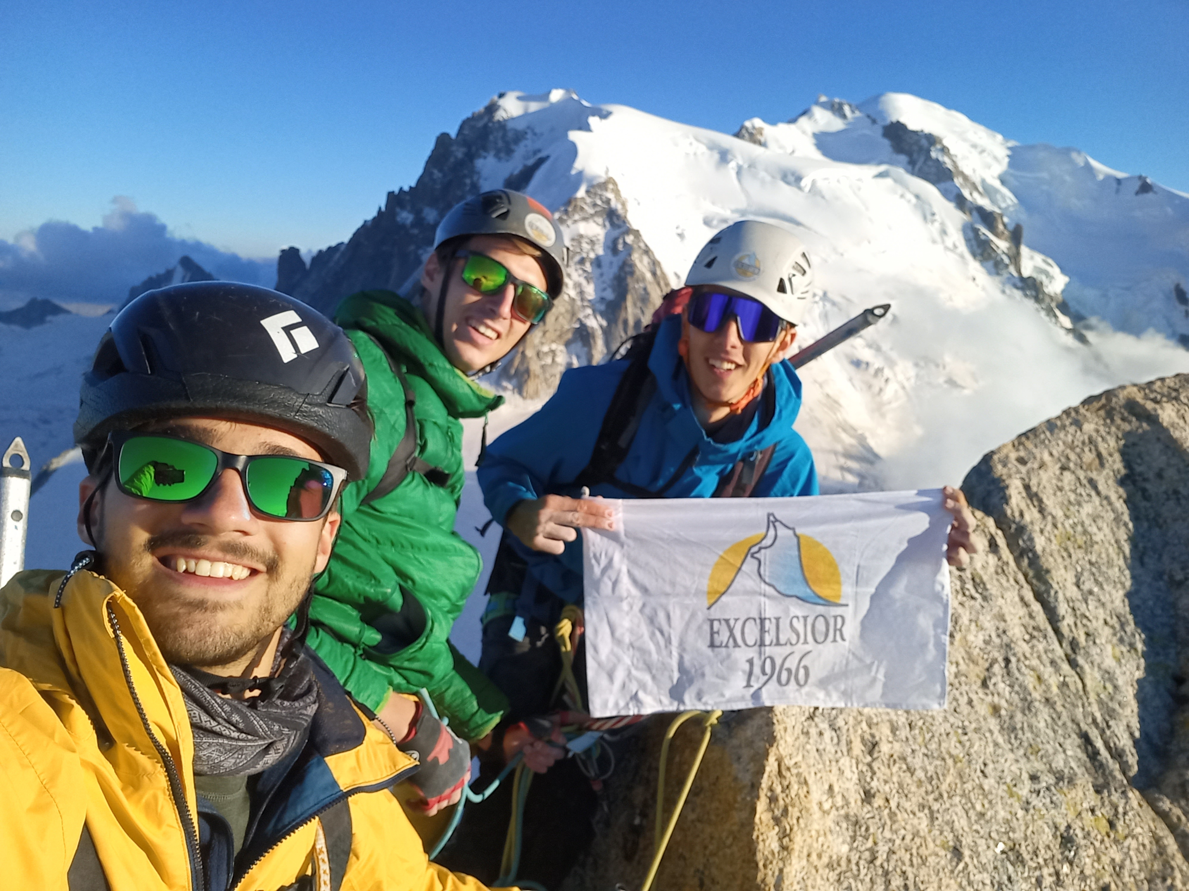 Egy mászótrió a Mont Blanc csoportban – Gönczöl Zsolt, Pethő Gábor és Szántó Levente előadása